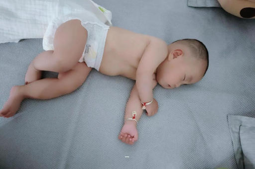 肇州孕妇肚脐周围发青